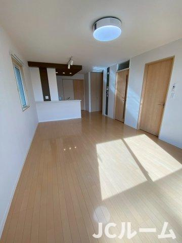 MastTown下門前Eの居間・リビング