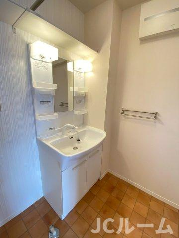 MastTown下門前Eの洗面所