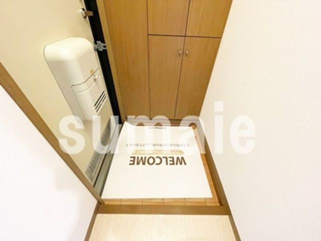 ヴァレンサ氷川　Bの玄関|玄関です。