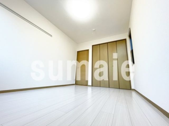 ヴァレンサ氷川　Bの洋室|洋室です。