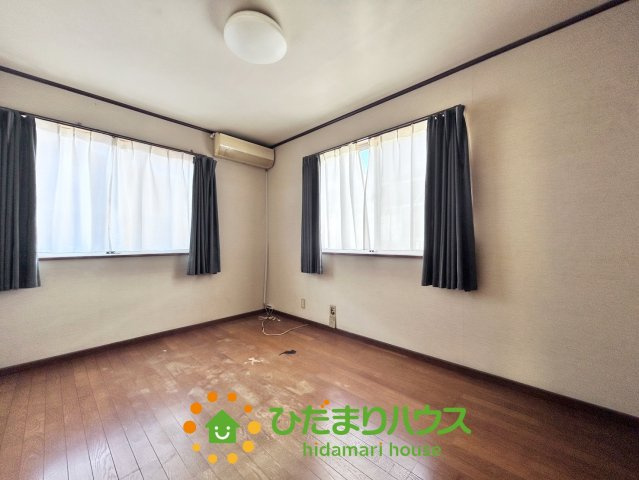 加須市不動岡１期　中古一戸建ての寝室