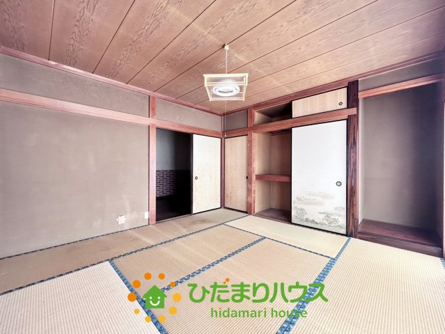 加須市不動岡１期　中古一戸建ての収納