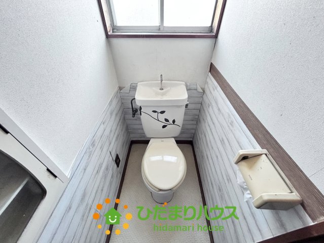 加須市不動岡１期　中古一戸建てのトイレ