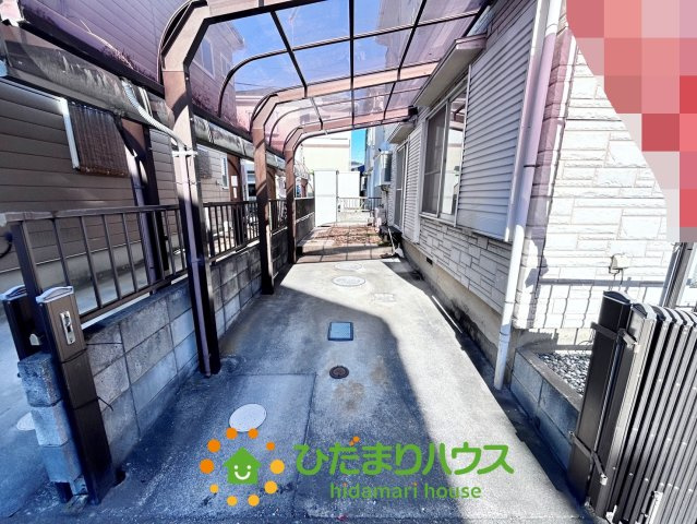 加須市不動岡１期　中古一戸建ての前面道路含む現地写真|2025/12/5　撮影