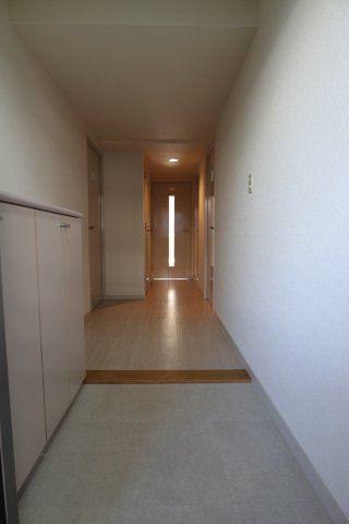 西神糀台ミオの玄関