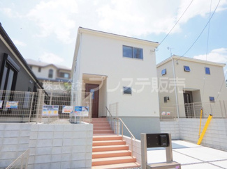【外観】 | 奈良市押熊町の新築一戸建 全５区画 ２ | 現地写真（２号地外観）堂々完成！実際の建物内をご内覧できます♪※現地に係員は常駐しておりません。