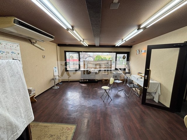 田中ビルの内装