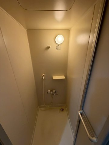 Ｋ－ＨＯＵＳＥの浴室|清潔感あるシャワールーム