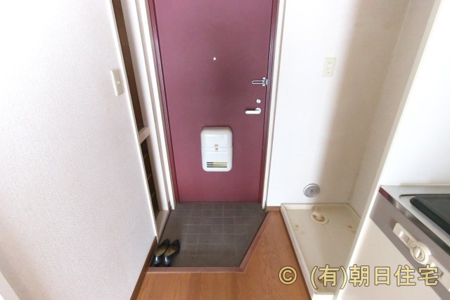 ピュア広本町の玄関