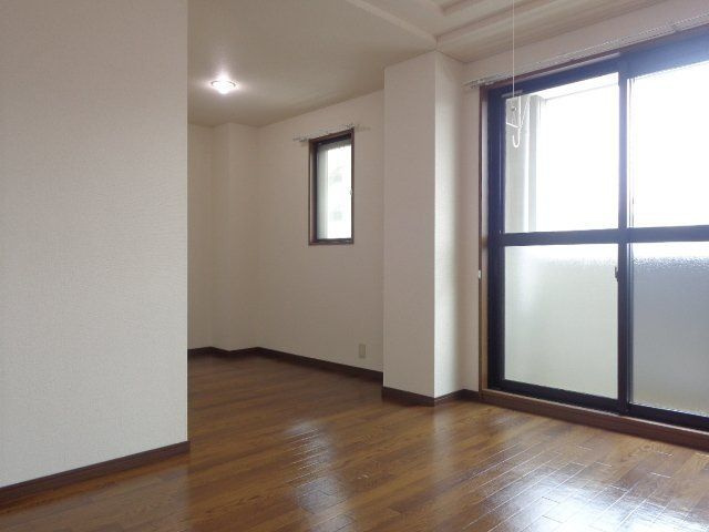 アヴィニョンの居間・リビング|ゆったりとしたリビングです