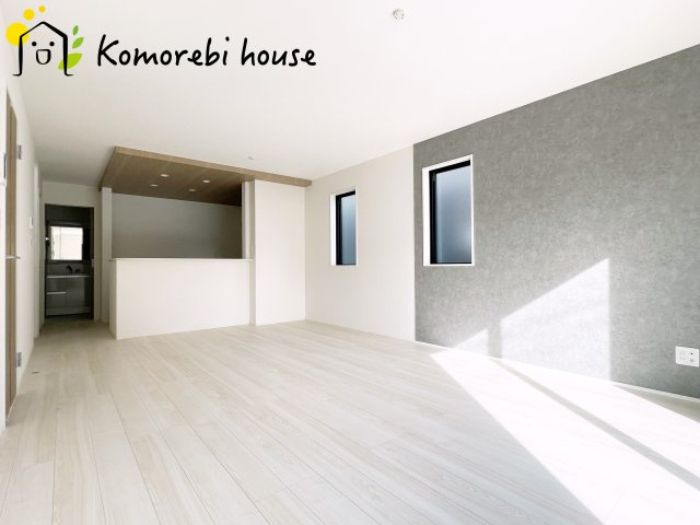 さいたま市大和田町18期　新築一戸建て　グラファーレ　01の居間・リビング|リビングです