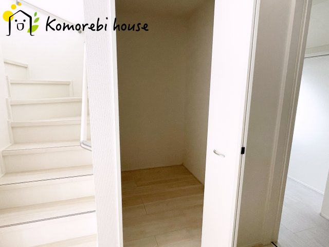さいたま市大和田町18期　新築一戸建て　グラファーレ　01の収納|大きなものも収納できそうです