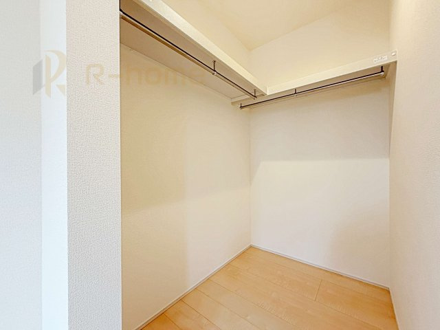 ひたちなか市船窪第2　新築戸建て　1号棟の収納|人気のウォークインクローゼット！アウター類はもちろん、季節ものや寝具も収納できます！