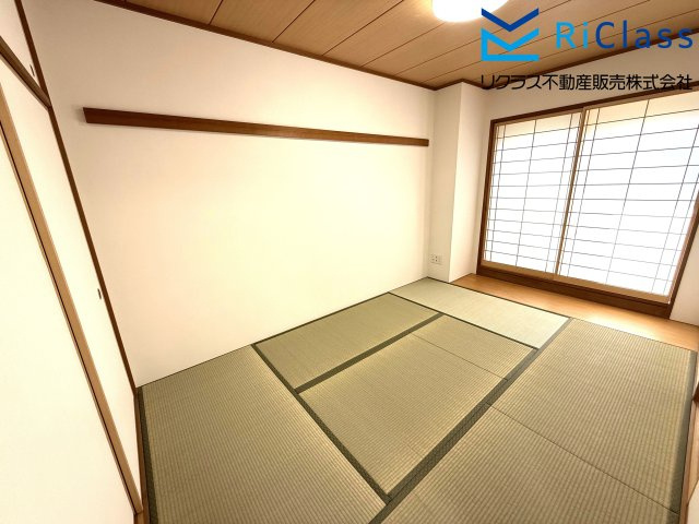 須磨シーサイドヒルズIの和室|明るい和室です