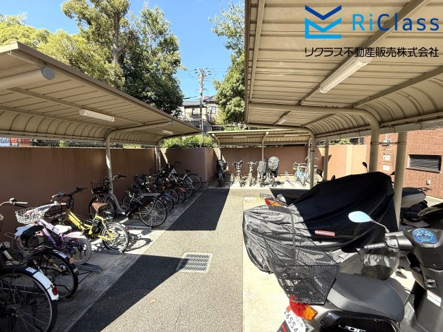 須磨シーサイドヒルズIの駐輪場