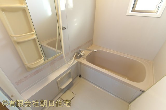 米田アパートの浴室