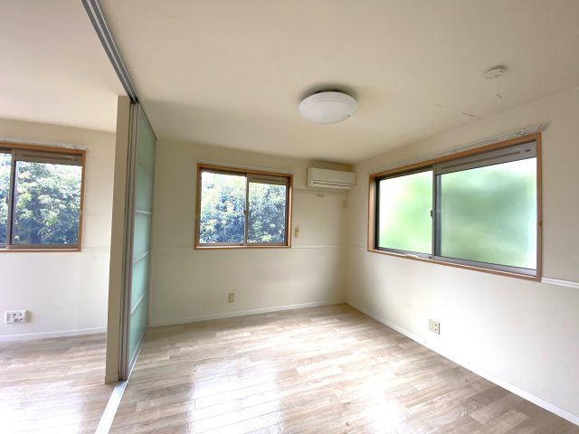 YANAKA・Ⅱの洋室