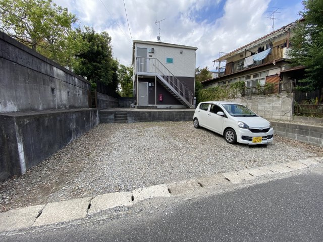 YANAKA・Ⅱの駐車場