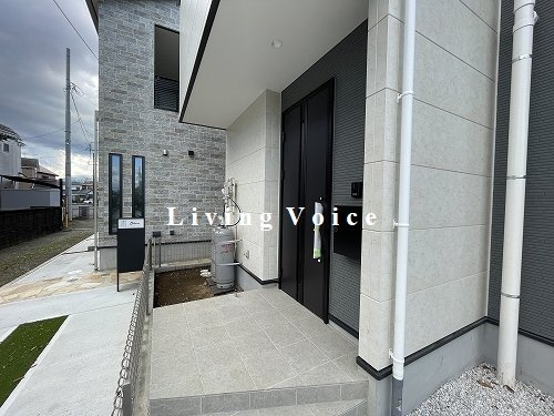 【玄関】 | 【仲介手数料０円】座間市新田宿1期　新築一戸建て | 【仲介手数料０円】座間市新田宿1期　新築一戸建て