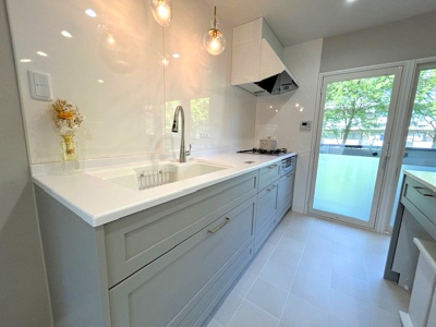 【キッチン】 | 釈尊寺第一住宅1号棟 | スタイリッシュなキッチンです！