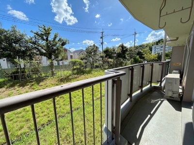 【バルコニー】 | 釈尊寺第一住宅1号棟 | 明るいバルコニーです！