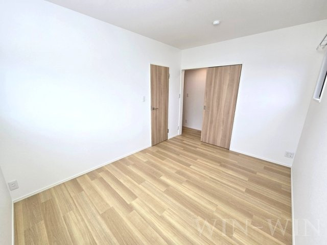 ブルシアの寝室