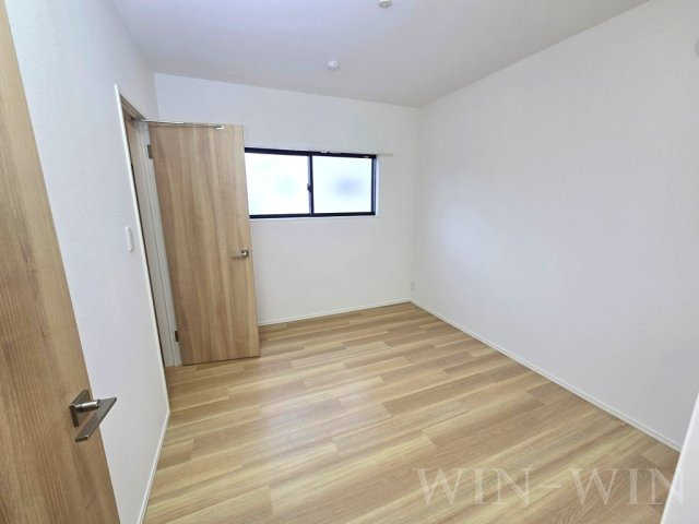 ブルシアの寝室