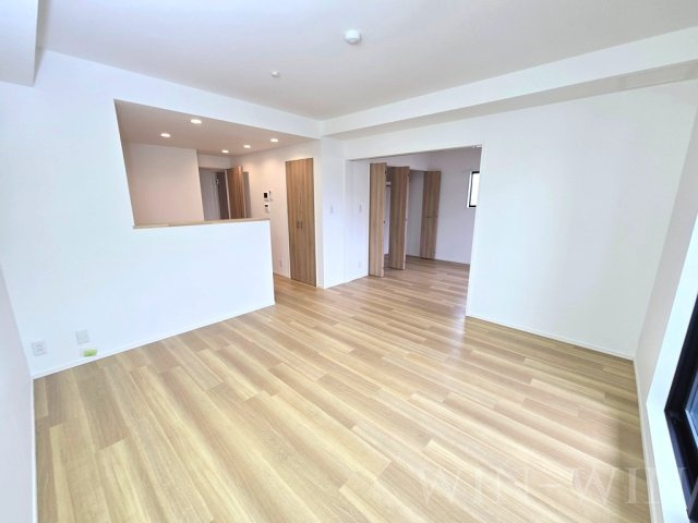 ブルシアのその他