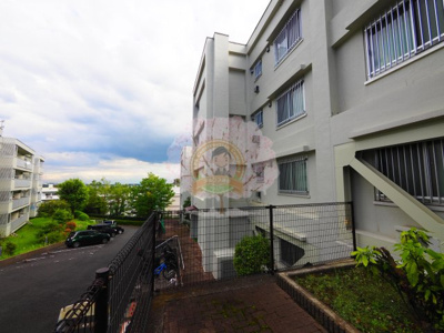 【外観パース】 | 汐見台団地　1407号棟