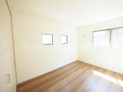 【洋室】 | 奈良市押熊町の新築一戸建 全５区画 ２ | 現地写真（４号地洋室）