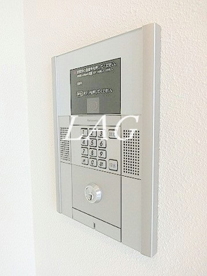 【セキュリティ】 | フローラ平井 | オートロックです。