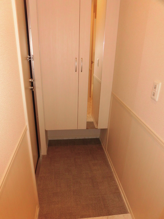 ヴェルデ カーサの玄関|102 玄関