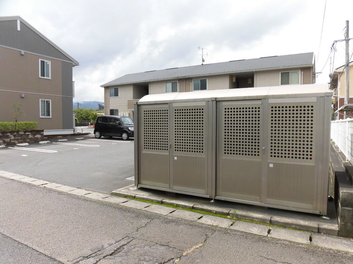 ル・グラン花繰 Ⅰ|ごみ庫