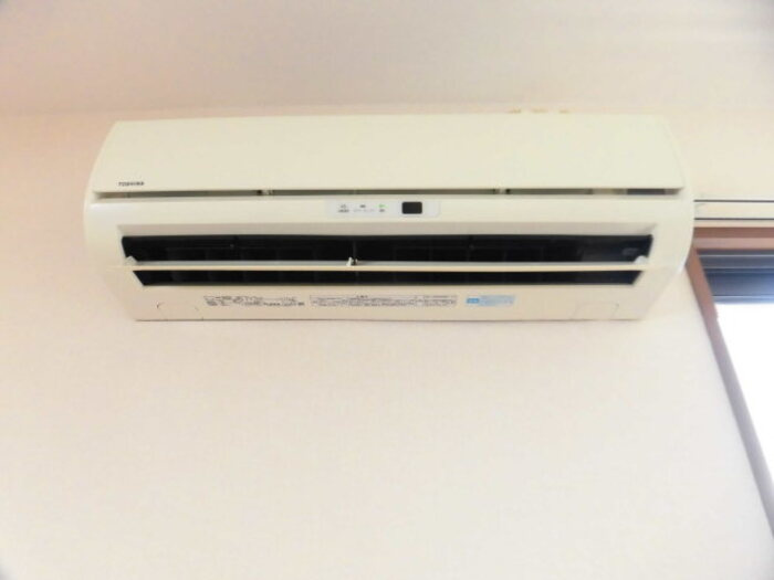 リーフレットエコーⅠ号館|201 エアコン