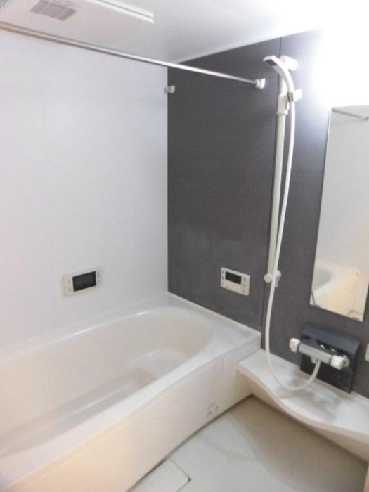 マール・ビビ C棟|C102 換気乾燥機付き浴室