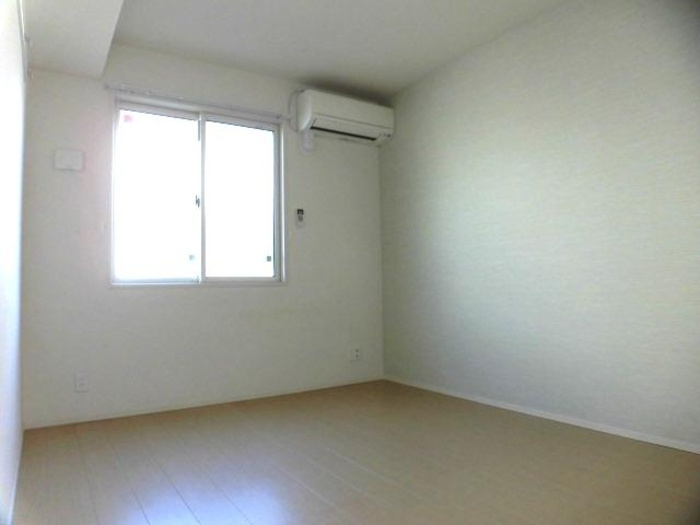 マール・ビビ C棟の洋室|C102 洋室