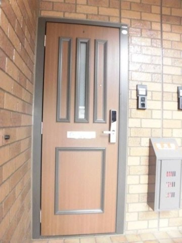 フローラルビレッジ Ⅰ番館の玄関|Ⅰ号館 101 玄関