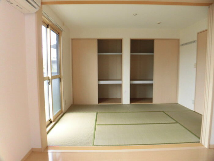 フローラルビレッジ Ⅰ番館の和室|Ⅰ号館 101 和室