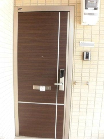 セジュールグレイス A棟の玄関|A102 玄関