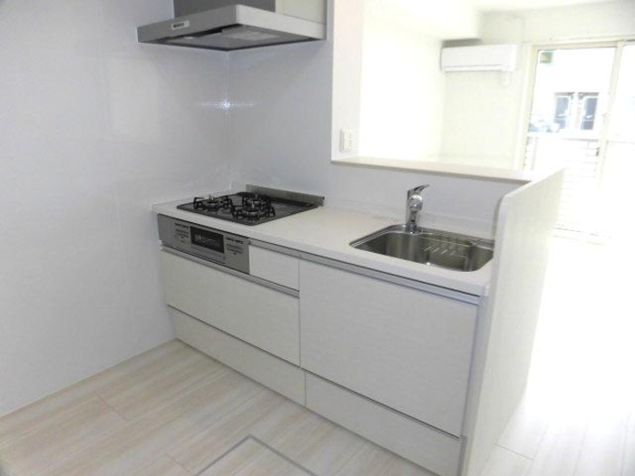 セジュールグレイス A棟のキッチン|A102 ガスコンロ付き対面カウンターキッチン