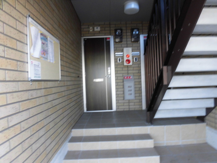 シェリアのエントランス|エントランス