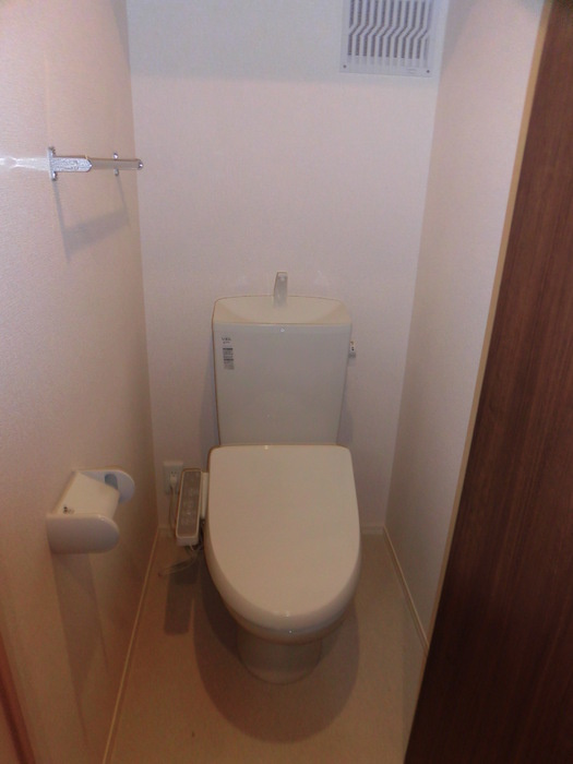 シェリア|206 温水洗浄暖房便座