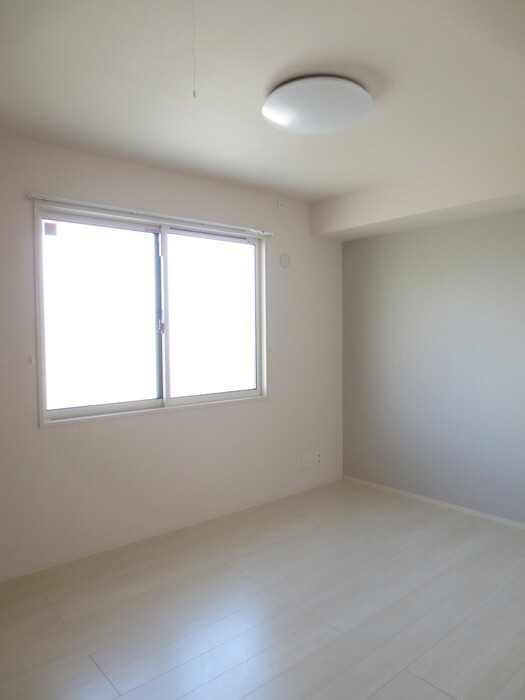 コンフォーレ鷹尾 A棟の洋室|Ａ202 洋室