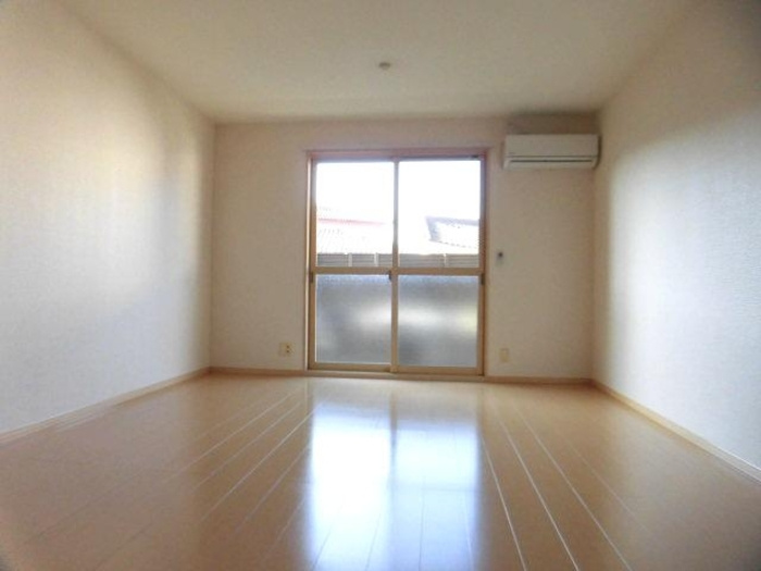 ウエストコート|101 LDK