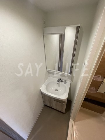 プレサンス長田レジェールの洗面所