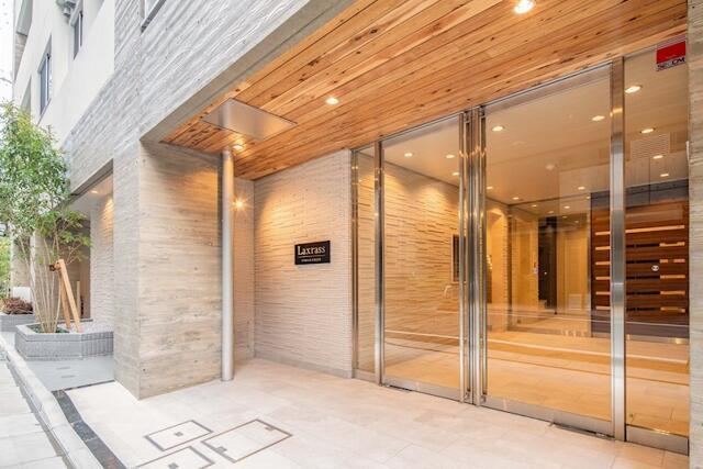 ラクラス日本橋浜町のエントランス| 