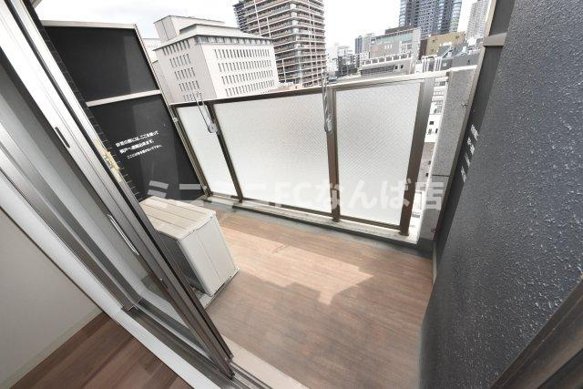 プレサンス本町エクストラのバルコニー