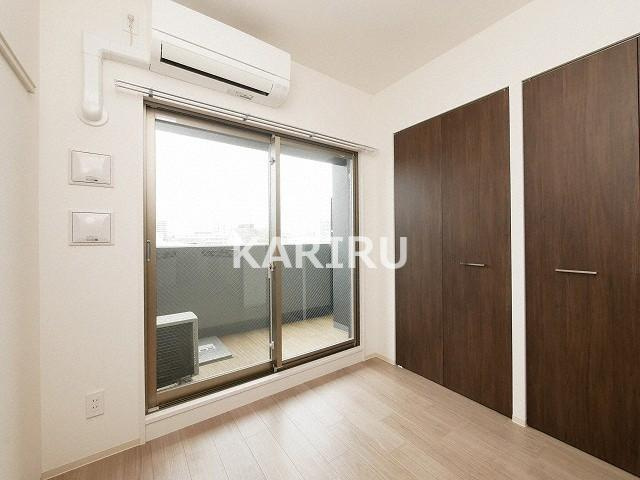 ファステート大阪ベースシティの洋室