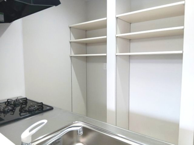 グランデアンの収納|キッチン後ろ収納棚