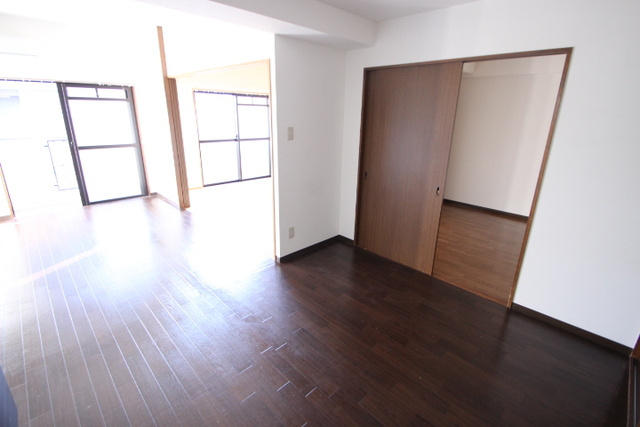 シャルマン財官Ⅰの居間・リビング